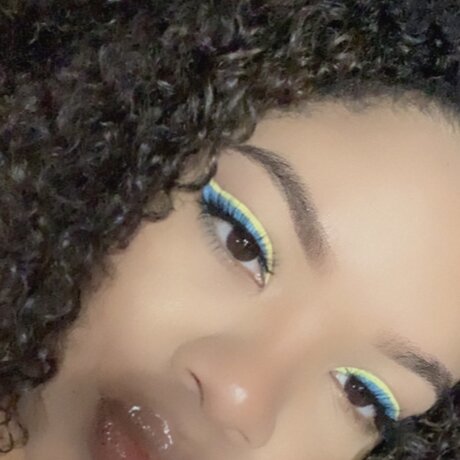 Tiana Milly erwachsene nackten bild