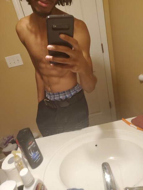 YvngRay kunst schöne galerie