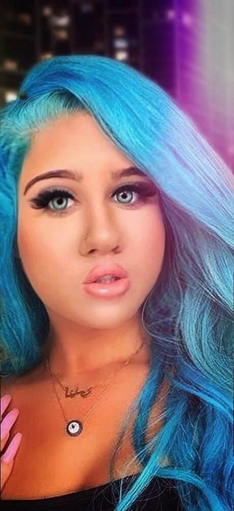 Jhen Balenciaga hd nette archiv