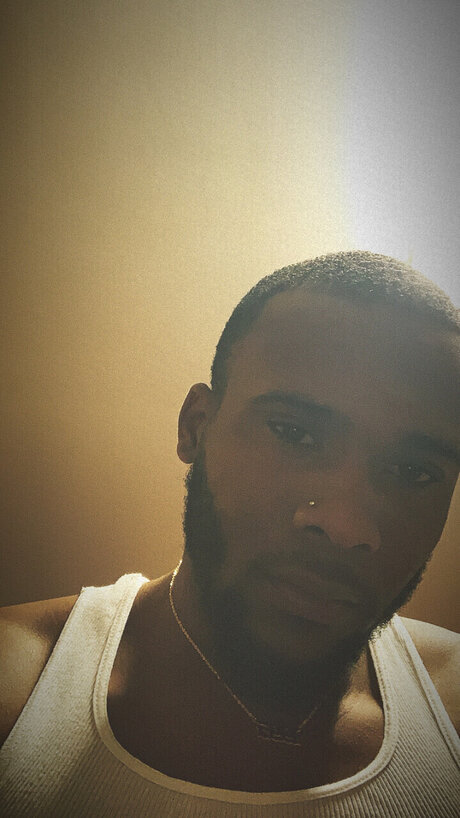 Jay Jaterric akt bilder