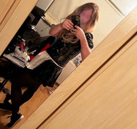 SissyHattie nackt pornografische bild