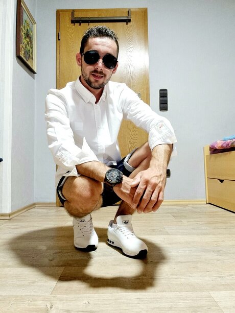 sperma auf der zunge onlyfans heiße hübsche fotos