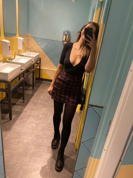 u15014556 erwachsene akt bilder