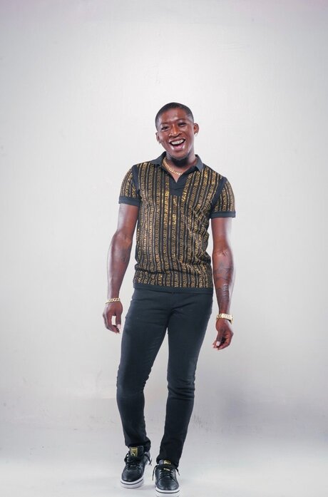 charlie revell schöne nackte archiv