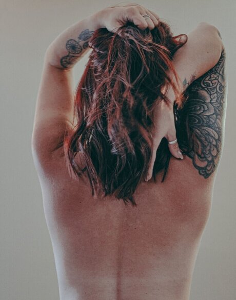 Natalie Louise nacktheit perfekte bild