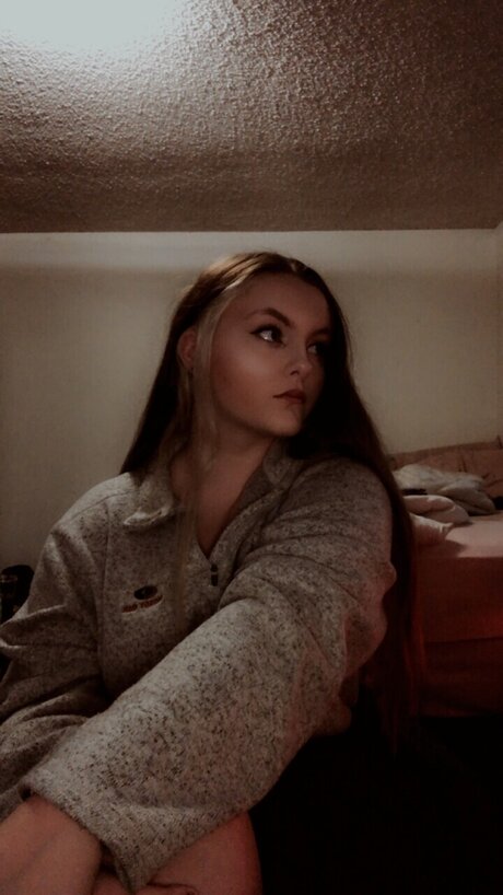 sehr dünne onlyfans sexy kunst archiv