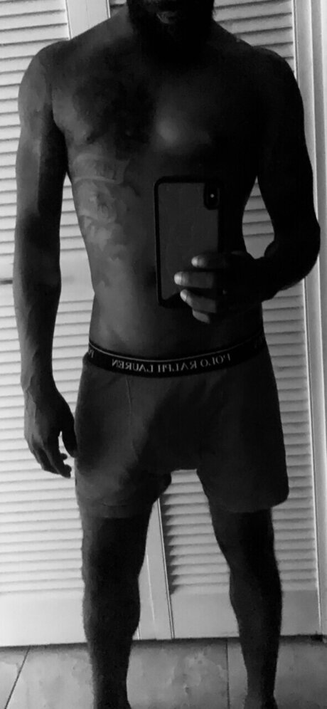 Woody nackte pornostar bilder