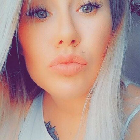 Cassie McKinney freie sex galerie