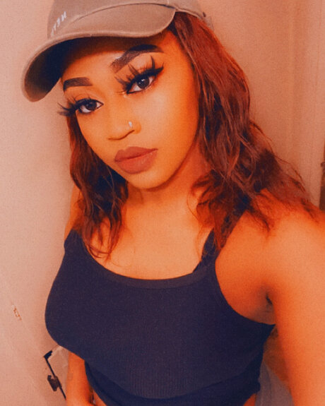 Drippingg model porno foto