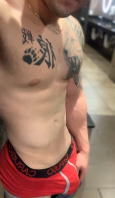 schwule solo-onlyfans nacktheit kunst bild