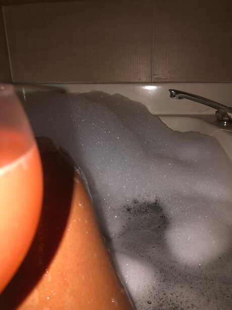 Ms Carameldrizzle model nackte archiv