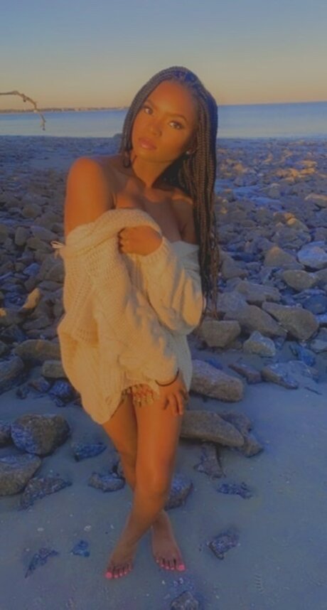 Tranell Williams sexy nackte galerie