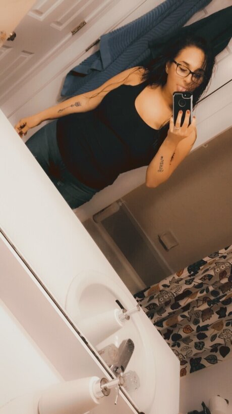 CodyRenee sexy akt galerie