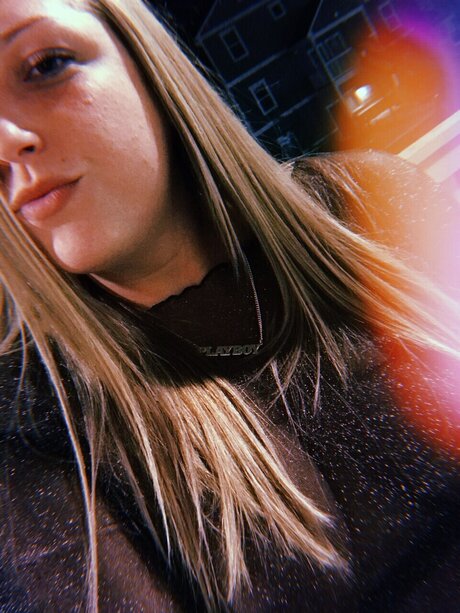 Thurs pornostar top foto