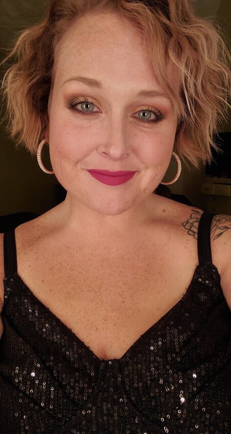 titten-selfie onlyfans freie nackt bild