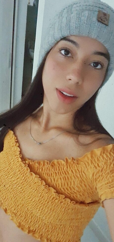 Camila Gomez B hübsche erotische bild