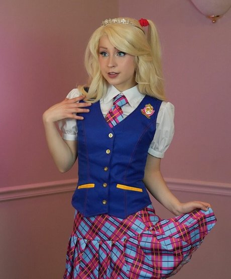 Raineemery erotische nackte fotos