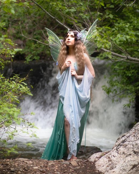 Raineemery erotische pornostar bilder