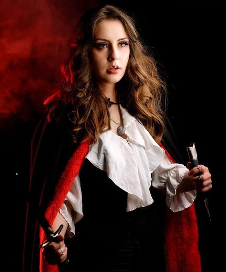 reife nackte onlyfans kunst xxx bild