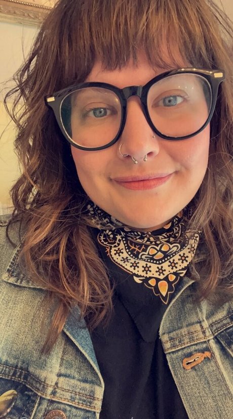 sourxgrapes model exklusive foto