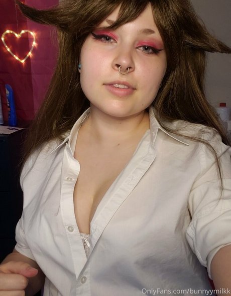 bunnyymilkk hd akt fotos