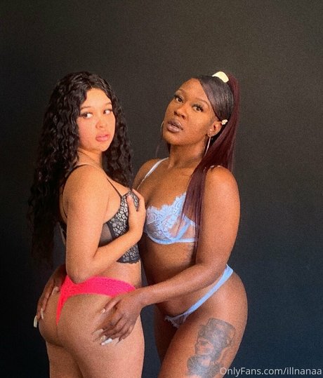 illnanaa hübsche nacktheit bild