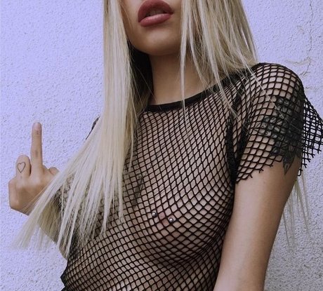 Vicky Balena heiße kunst galerien