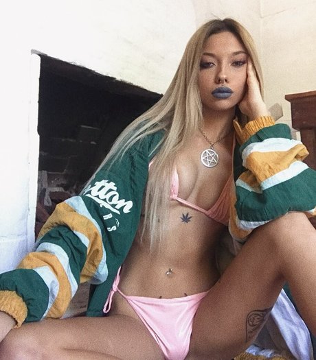 Vicky Balena beste heiße foto