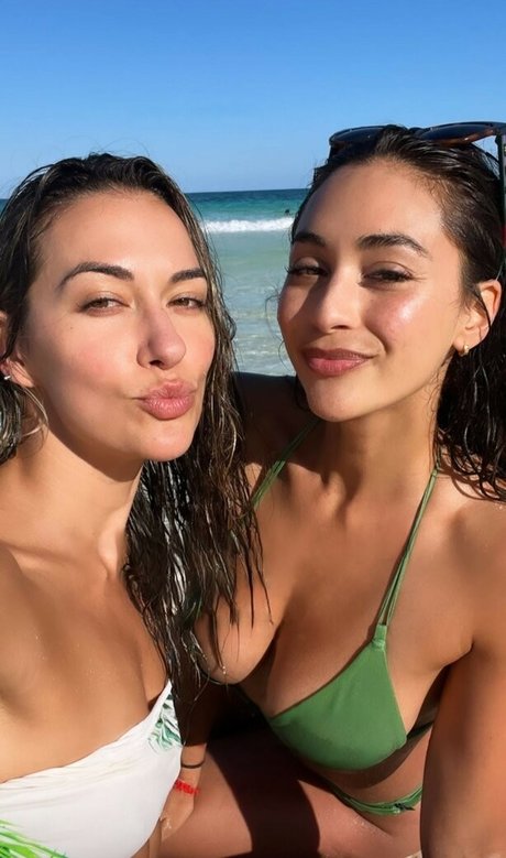 Tasya Teles pornostar kostenlose archiv