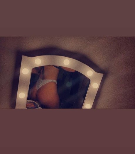 Mackenzie Spohn heiße schöne bild