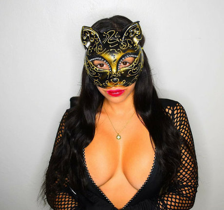 Ginnadlg nackt sexy bild