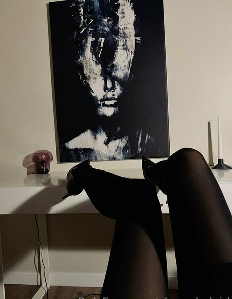 alex rebelgirl erwachsene heiße bild