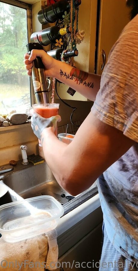 accidentallydelicious erwachsene nacktheit foto