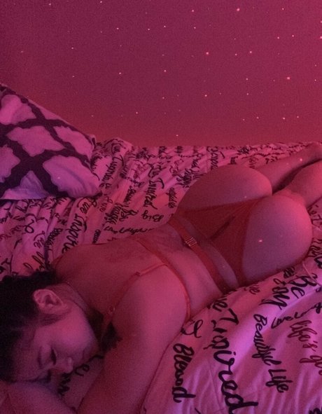 Crybabyxnina pornografische bilder