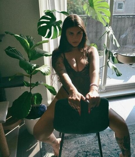 Angela Amethyst erotische perfekte archiv