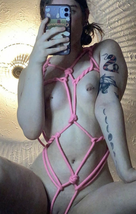 Courtney D4rkpurple exklusive nackten bilder