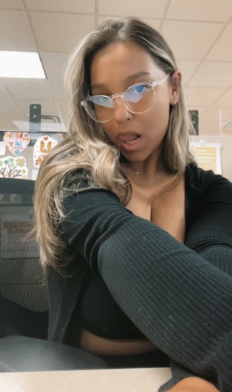 Mel Rose schauspielerin nette fotos