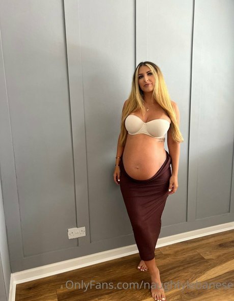 Naughty Lebanese schauspielerin akt bilder