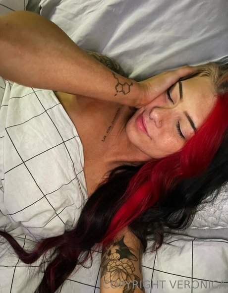 okokveronica schöne kunst foto