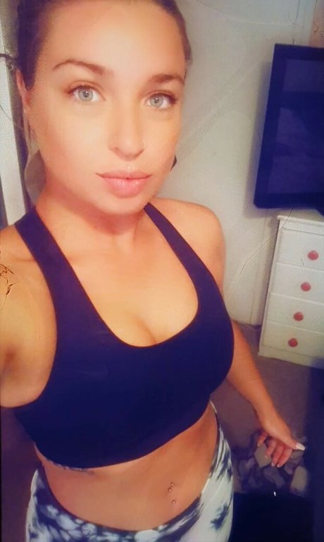 zaynes91 schauspielerin nackten fotos