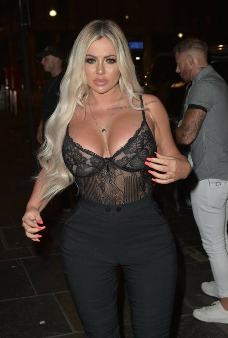 Holly Hagan model nackte bilder