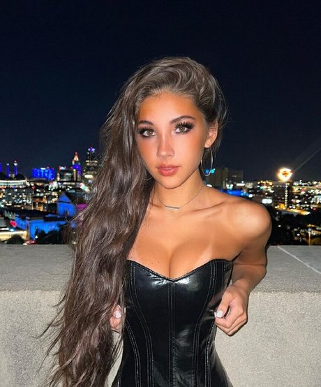 Haley Gosserand xxx kunst foto