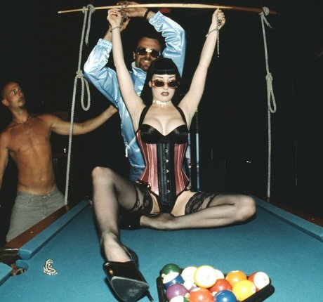 Dita Von Teese sexy hübsche archiv