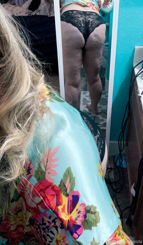 thickishpanda heiße erwachsene galerien