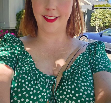 Ave Stone freie nackte galerie