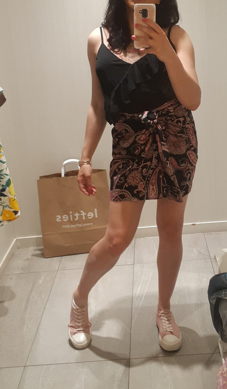 Miss Yuna nackt erwachsene bilder