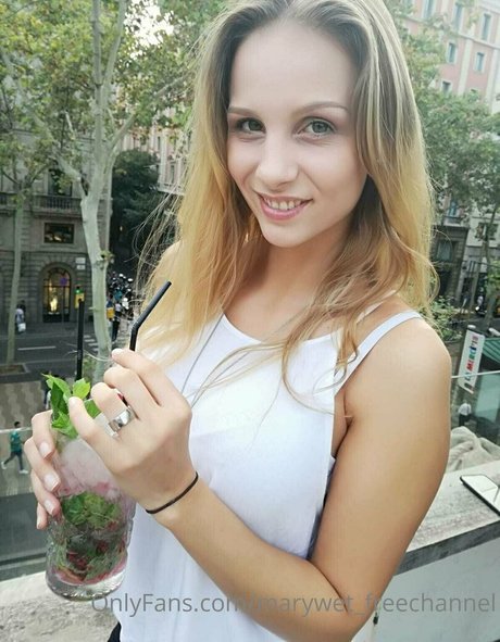 marywet freechannel schauspielerin akt galerien