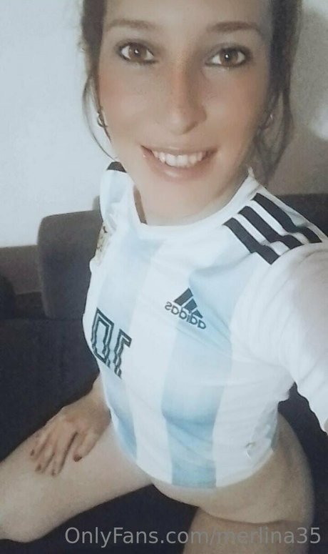 merlina35 hd top foto