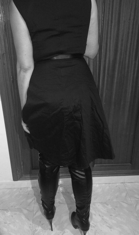 obedientenena hd nackt archiv