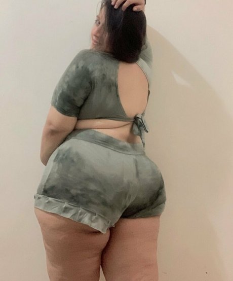 Andreina Valencia schöne xxx bild